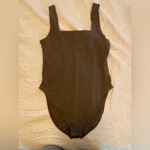 Old Navy - Bodysuit